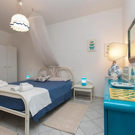 Cala Liberotto-Casa Relax Con Veranda Апартаменты Кала-Либеротто