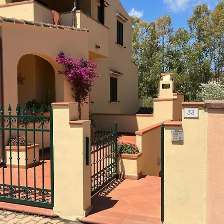 Cala Liberotto-Casa Relax Con Veranda Апартаменты *